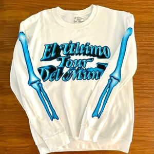 Bad Bunny Merch El Ultimo Tour Del Mundo Sweatshirt Size Small Skeleton.